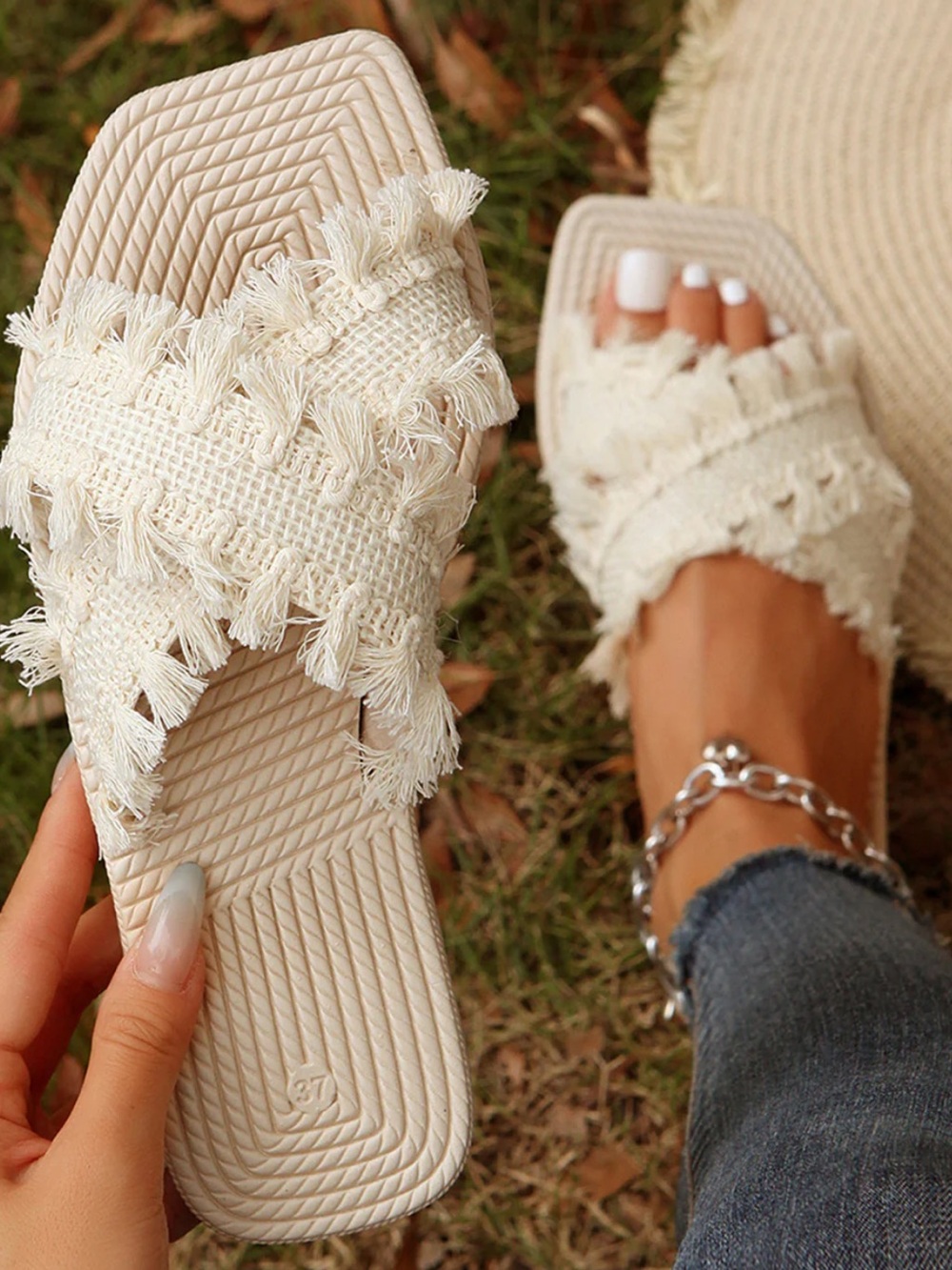 Frayed Crossband Cream Slide Sandals a
